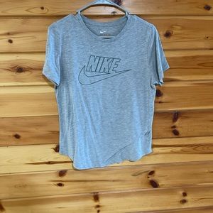 Nike T-shirt